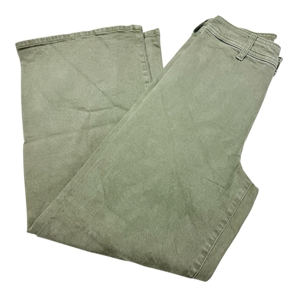 Universal Thread Cropped Wide-Leg Green Ankle Jeans - Picture 2 of 9